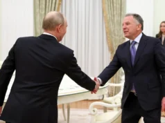 O presidente Putin se reúne com enviados especiais dos EUA para conversações noturnas sobre a questão da Ucrânia