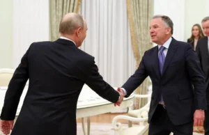 O presidente Putin se reúne com enviados especiais dos EUA para conversações noturnas sobre a questão da Ucrânia