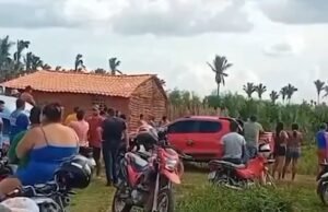 Restos humanos encontrados em covas rasas com as mãos atadas em Vittorino Freire