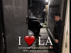 Um criminoso capturado pela câmera do lado de fora da casa de Madison Wyborny e Leah Peters em Los Angeles