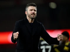 Carrick diz que o Manchester United deve aproveitar uma onda de confiança