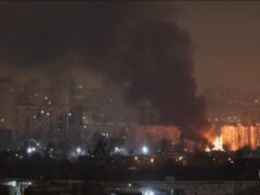 Durante as negociações de paz, a Rússia bombardeou duas das maiores cidades da Ucrânia