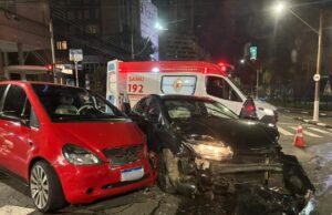 Dois acidentes no mesmo ponto da Avenida Campinas envolveram feridos