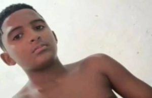 Descubra quem morreu em mordida de tubarão em Olinda: ‘Eu queria ser jogador de futebol’, diz vizinho