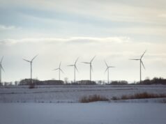 Hackers russos se infiltraram na rede elétrica da Polônia devido à falta de segurança, diz relatório