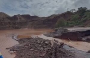 O reservatório do vale, em Congohase, rompe e atinge a área do CSN