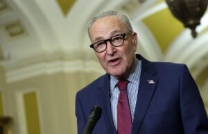 Democratas do Senado se opõem ao financiamento após homem baleado pela patrulha de fronteira em Minneapolis