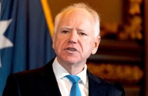 O governador de Minnesota, Tim Walz, compara a varredura do ICE ao Holocausto após a morte de Alex Pretty