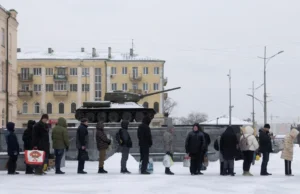 Negociações de paz na Ucrânia marcadas para a próxima semana, à medida que a onda de frio se espalha