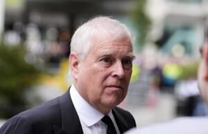 O ex-príncipe Andrew enfrenta pressão crescente para cooperar com a investigação de Epstein