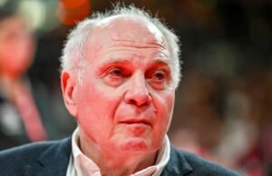 Hoeness, do Bayern, quer cortar o poder dos agentes dos jogadores