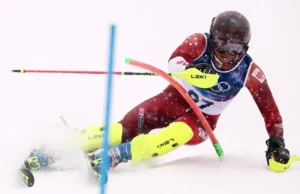 Faiz Basha, de Cingapura, enfrenta condições difíceis para terminar em 35º no slalom nos Jogos Olímpicos de Inverno