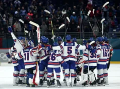 Hóquei no Gelo – EUA vencem Canadá, Alemanha vence Itália, Suécia continua perfeita