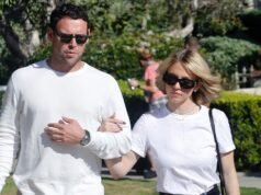 Sydney Sweeney e Scooter Braun vão passear em Los Angeles