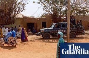 Moradores dizem que agressores matam pelo menos 30 em aldeias do noroeste da Nigéria Nigéria