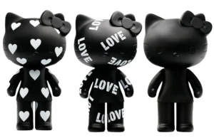 Hello Kitty se torna gótica com nova coleção de bonecos
