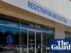 Resumo das notícias de Trump: Por que o FBI invadiu o escritório eleitoral da Geórgia? Os legalistas de Trump contam-lhe sobre as negações da eleição. administração trunfo