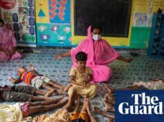 Crianças “invisíveis” nascidas em bordéis de Bangladesh finalmente obtêm certidões de nascimento. desenvolvimento global