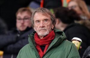 Comentários de Sir Jim Ratcliffe ‘desculpa’ sobre migrantes ‘ofenderam algumas pessoas’