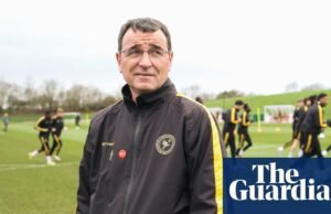 Toy Tigers e Mike Tyson: Por dentro do Burton de Gary Bowyer quando ele mirou no Cup Shock | Burton Albion