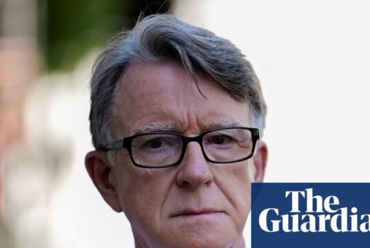Os legisladores dos EUA pedem a Mandelson que testemunhe perante o Congresso sobre o caso Epstein. Pedro Mandelson