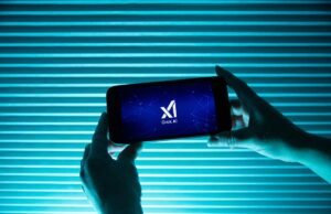 Elon Musk sugere que sucessivas retiradas de xAI foram um empurrão, não um puxão