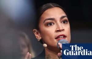 Resumo das notícias de Trump: Alexandria Ocasio-Cortez critica a ‘era de autoritarismo’ do presidente na cúpula europeia | administração trunfo