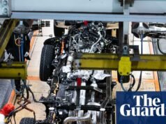 A fixação da América na economia dos capacetes e em tornar a indústria transformadora novamente excelente não faz sentido. Economia dos EUA