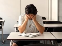 Professor da Cal State alerta alunos despreparados como resultado do cancelamento do SAT