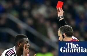 Futebol europeu: árbitro-chefe da Série A pede desculpas após polêmico cartão vermelho de Kalulu no futebol europeu de clubes