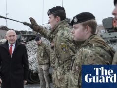 Principais chefes militares britânicos e alemães enfatizam argumentos “morais” para política de defesa de rearmamento