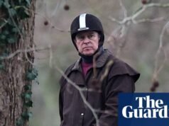 O principal promotor da Grã-Bretanha diz que ‘ninguém está acima da lei’ enquanto detetives investigam as ligações de Andrew com Epstein Andrew Mountbatten-Windsor