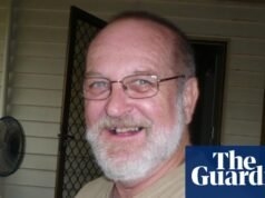 Australiano morre em Bali depois que o consulado se recusa a ajudar na transferência médica.