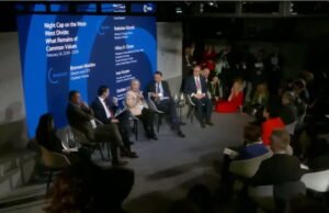 Hillary Clinton atacou o palestrante quando zombou da posição anti-Trump de Trump nas notícias