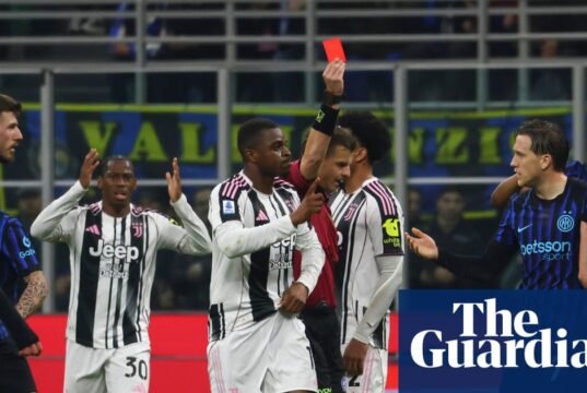 O árbitro da Série A, La Penna, disse à polícia para ficar em casa após dezenas de ameaças de morte. série a