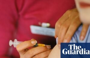 O NHS ‘claramente falha’ em garantir que as crianças recebam vacinação contra o sarampo, alertam especialistas mmr