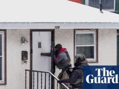 ‘Liberty Vans’ aparecem nos EUA para ajudar imigrantes – e documentar ataques do ICE ICE (U.S. Immigration and Customs Enforcement)