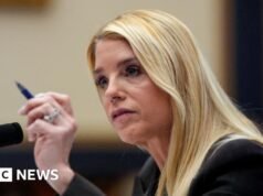 Quatro conclusões do testemunho inflamado de Pam Bondi sobre Epstein