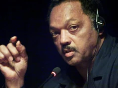 Líder dos direitos civis e candidato à presidência dos EUA, Jesse Jackson morre aos 84 anos, anuncia família