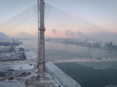 A ameaça de ponte do presidente Trump ocorre depois que o secretário de Comércio dos EUA, Lutnick, se reuniu com proprietários de cruzamentos rivais