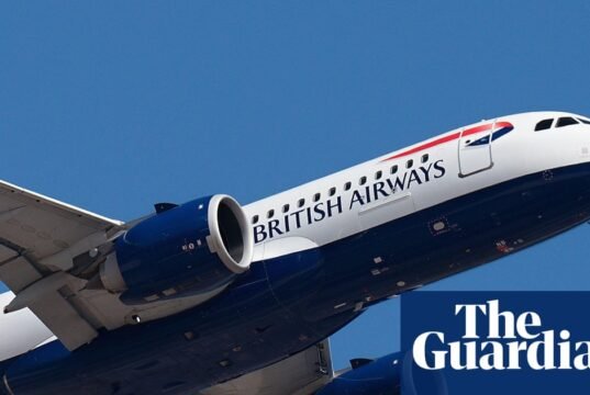 O lucro do proprietário da BA aumentou 20%, apesar do declínio no número de passageiros no ano passado. Grupo Internacional de Companhias Aéreas