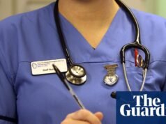 Os enfermeiros temem que as famílias sejam dilaceradas pela repressão à imigração no Reino Unido, diz a pesquisa. Imigração e asilo