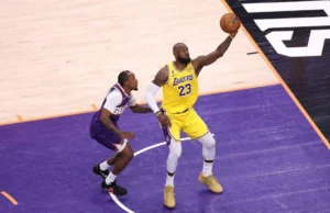 LA Lakers e Golden State Warriors lutam por posição na lotada Conferência Oeste