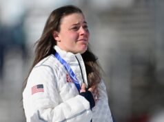 Breeze Johnson ganhou o ouro olímpico em downhill, juntando-se a Lindsey Vonn como a única outra americana