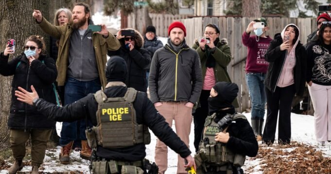 260209-minneapolis-ICE-agents-ew-145p-74f7dc.jpg