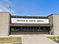 Um tiroteio em um jogo de hóquei em uma escola em Rhode Island deixou 2 mortos e 3 feridos