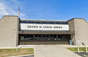 Um tiroteio em um jogo de hóquei em uma escola em Rhode Island deixou 2 mortos e 3 feridos