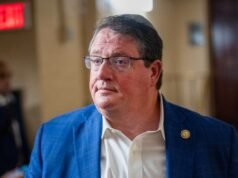 Os comentários anti-muçulmanos do congressista republicano levaram a pedidos de sua renúncia