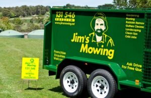 O fundador de Jim’s Mowing, Jim Penman, que foi apoiado pelo Partido Libertário, disputará Northcote, controlado pelos trabalhistas, em Victoria.