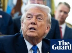 Trump disse que a América está conversando com a liderança cubana após ameaças de bloqueio. Donald Trump